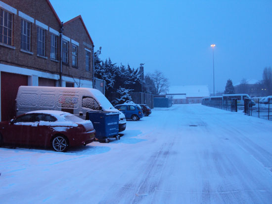 Snowy-Morning-In-Wembley